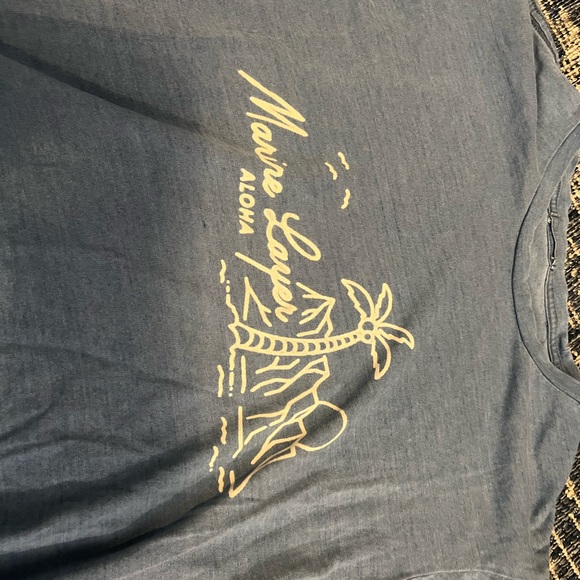 Marine layer tee shirt. Size m/l. Great shape - Picture 2 of 4